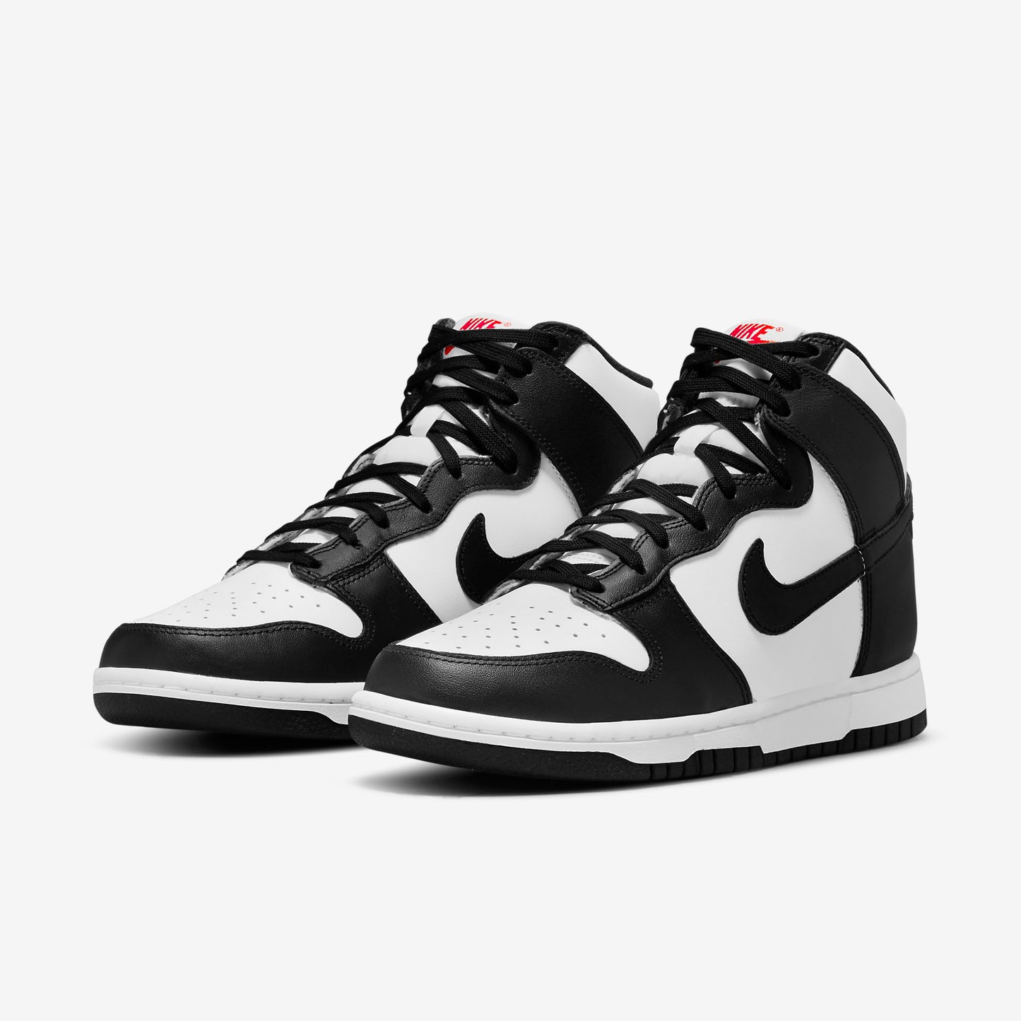 Nike Dunk High "Panda"